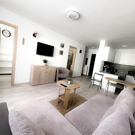 Apartamentyprzymorzu Marytka W Centrum Blisko Morza 코워브제크 외부 사진